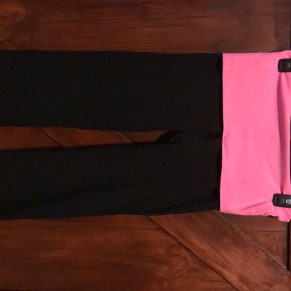 PINK Capri leggings